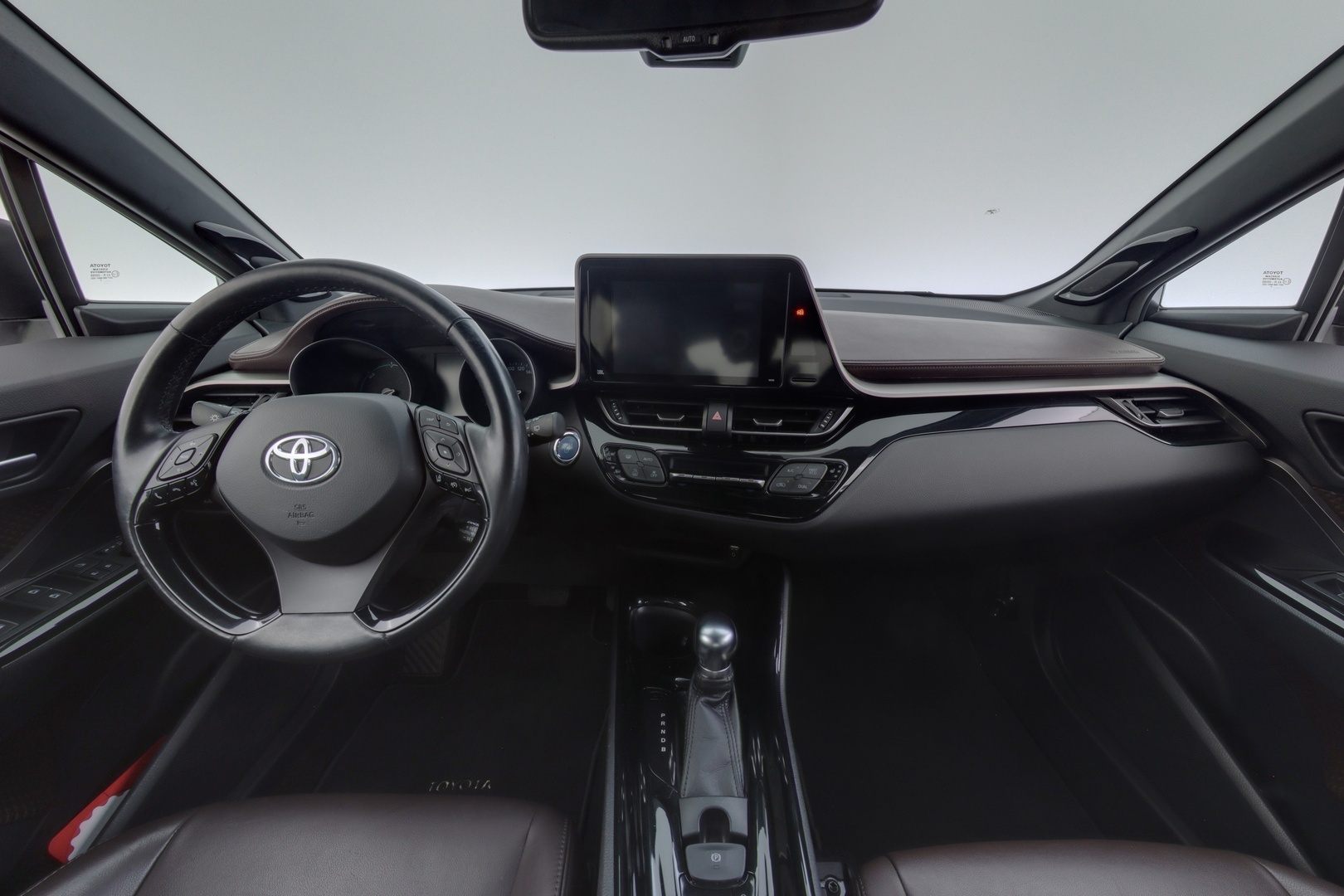 TOYOTA C-HR 2017