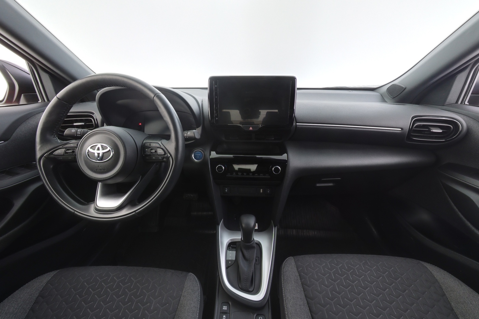 TOYOTA Yaris Cross 2022