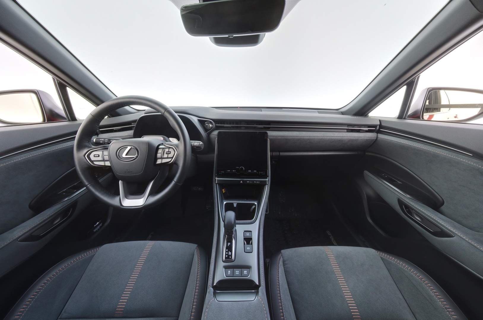LEXUS LBX 2024