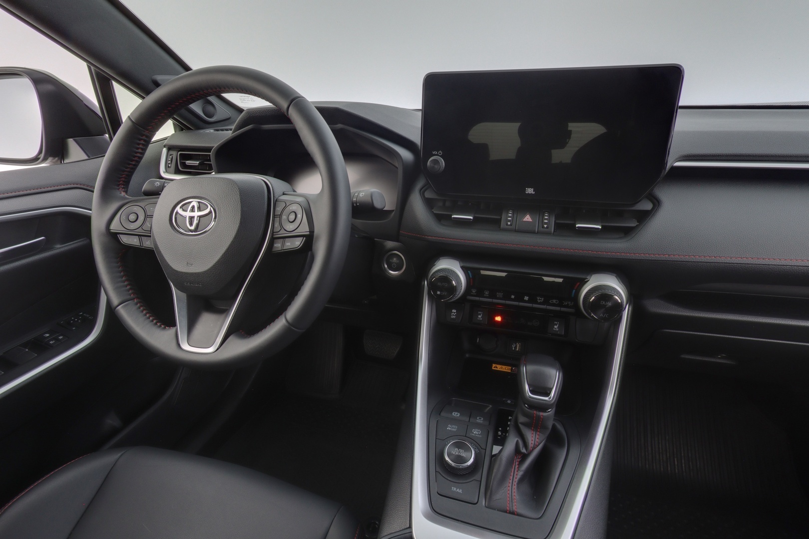 TOYOTA RAV4 Plug-in 2024