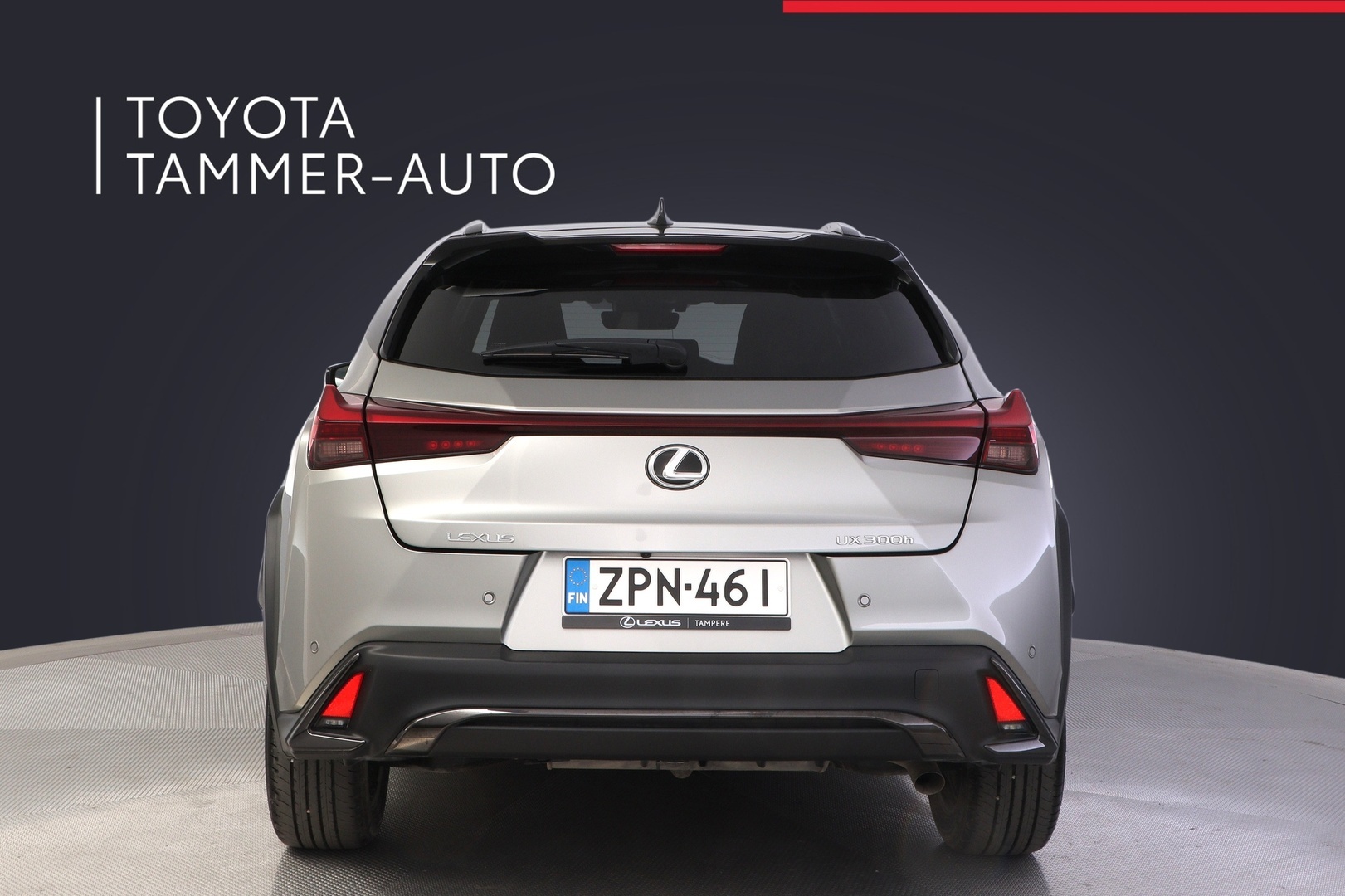 LEXUS UX 2025