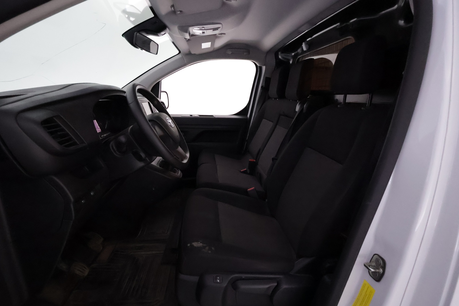 TOYOTA Proace 2023