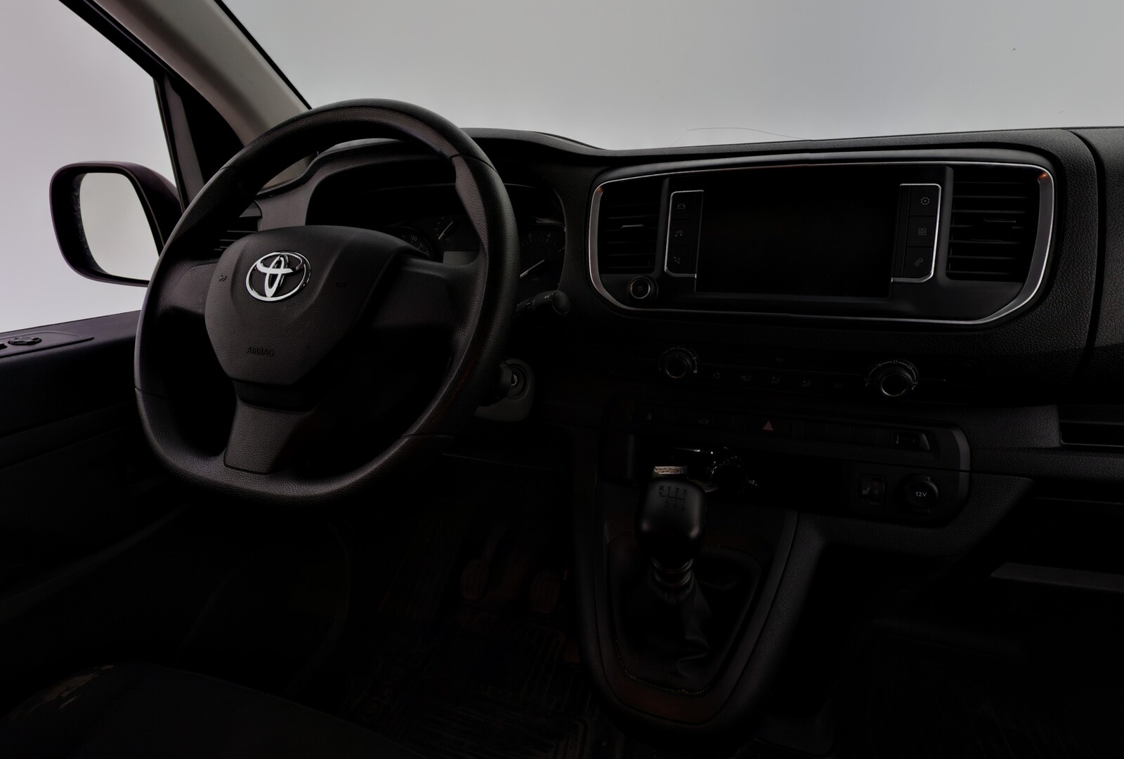 TOYOTA Proace 2023