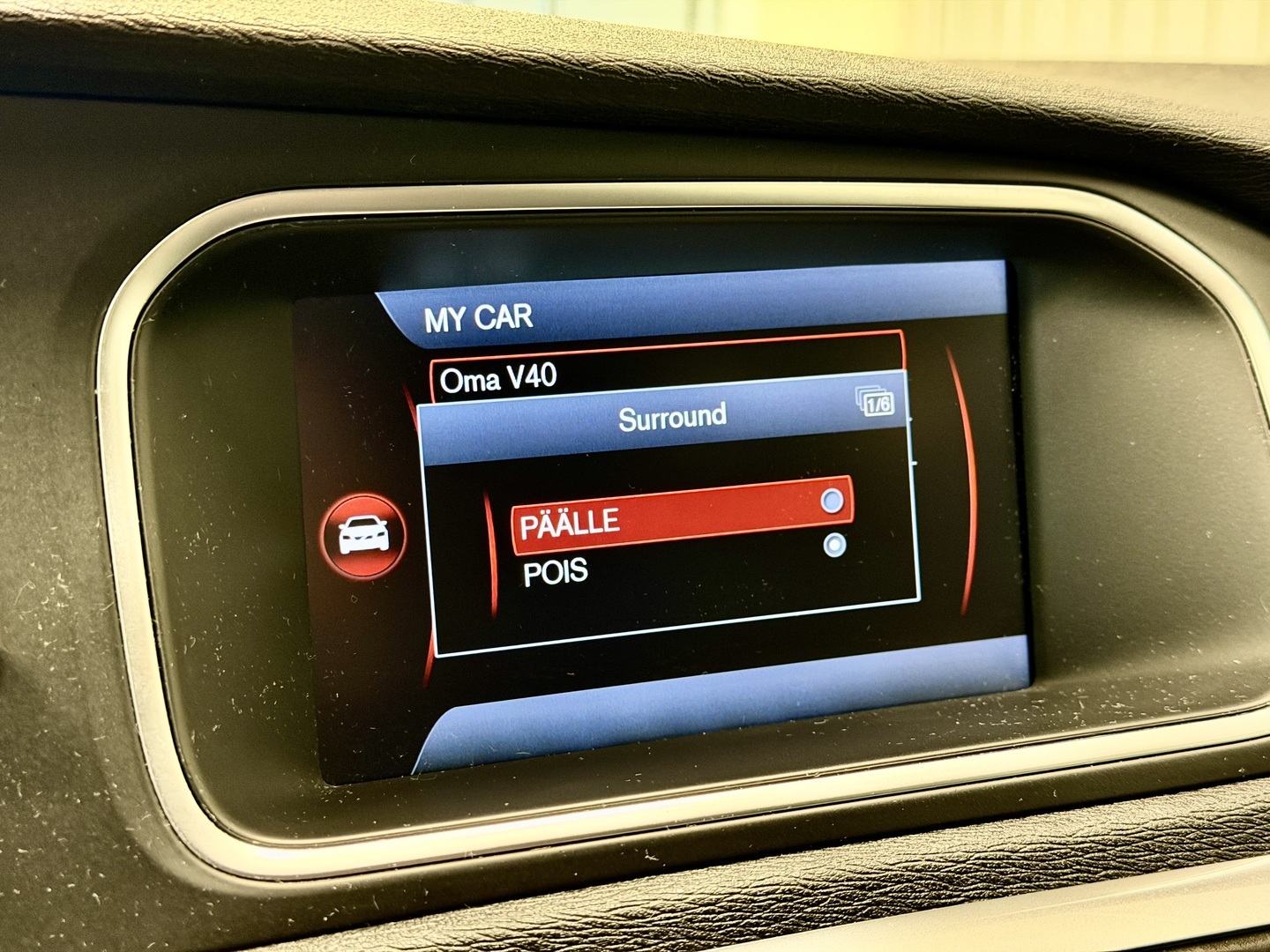 VOLVO V40 20