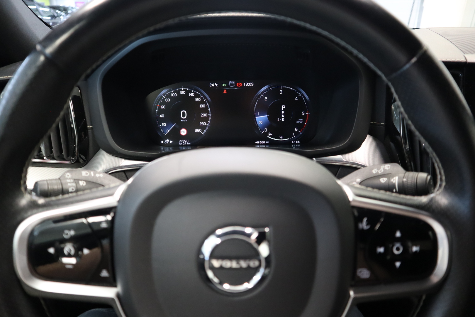 VOLVO XC60 11