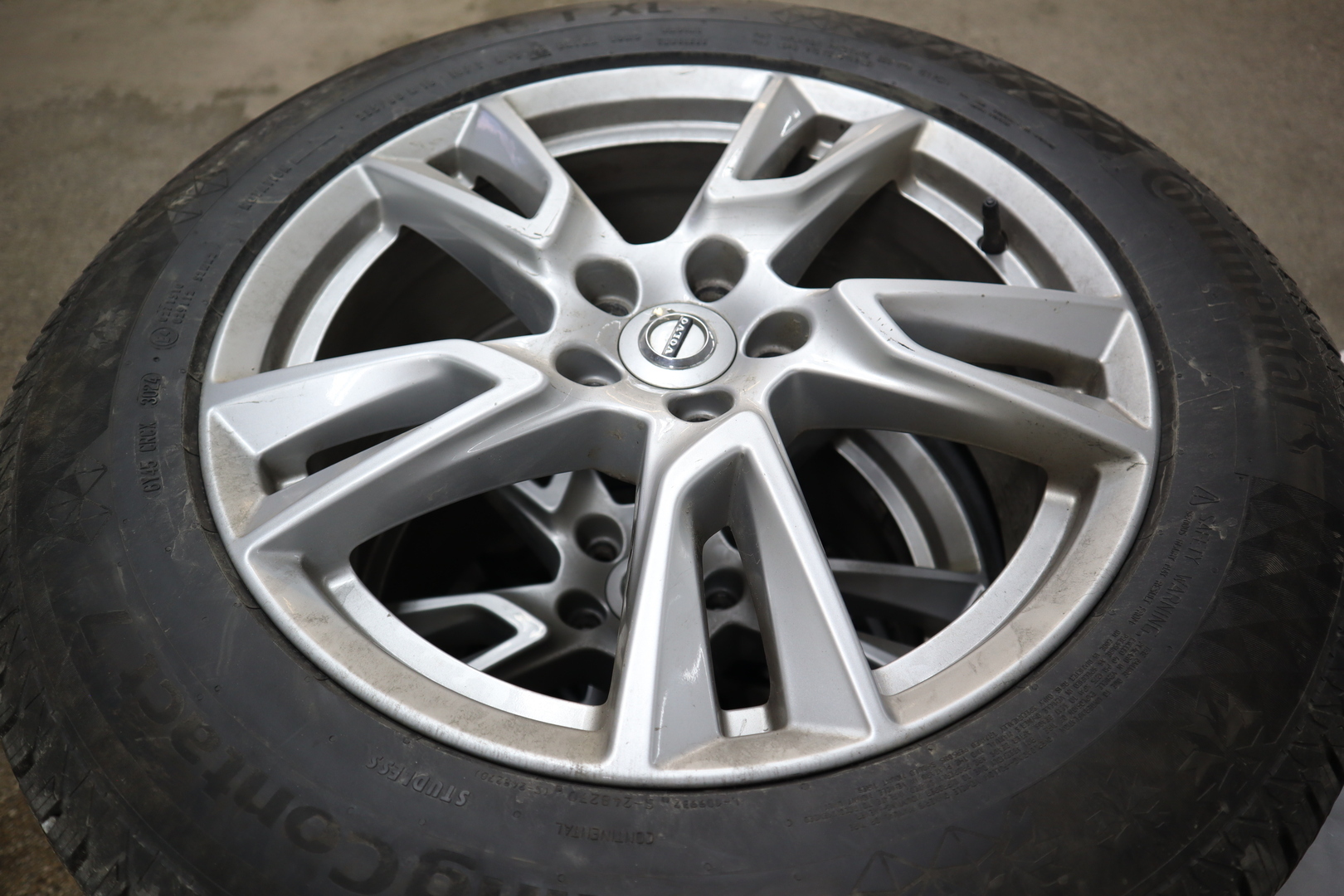 VOLVO XC60 25