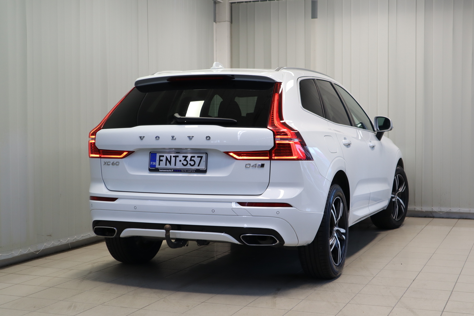 VOLVO XC60 7