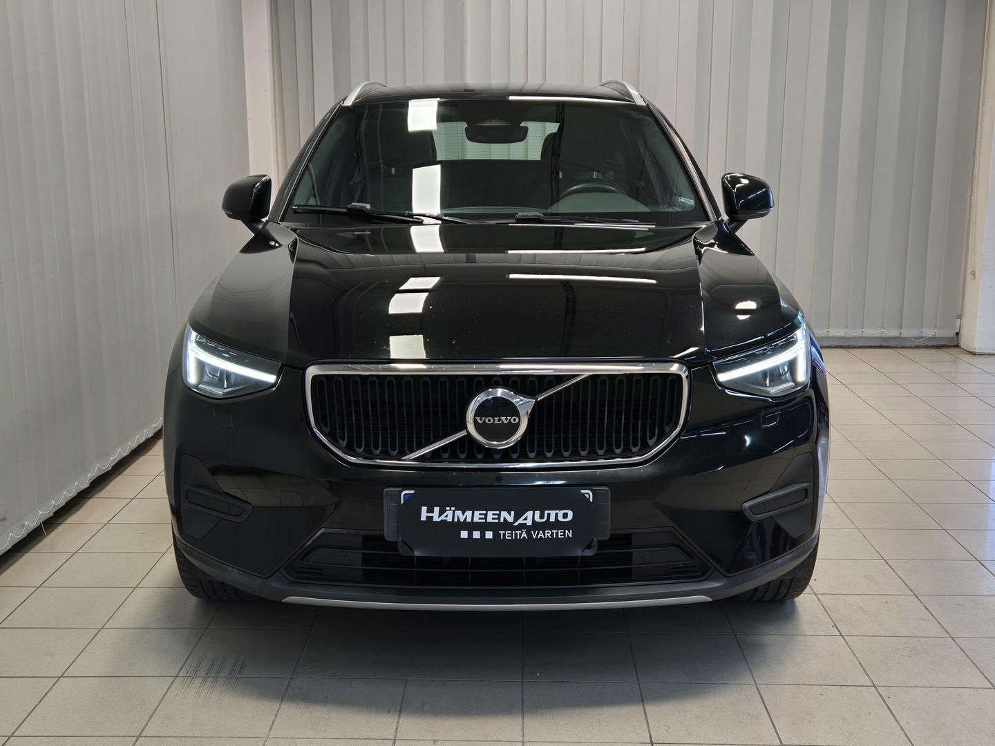 VOLVO XC40 3