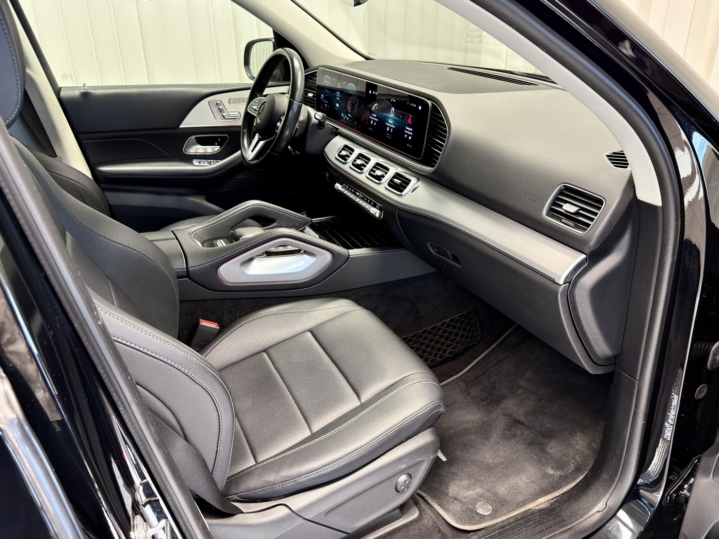 MERCEDES-BENZ GLE 10