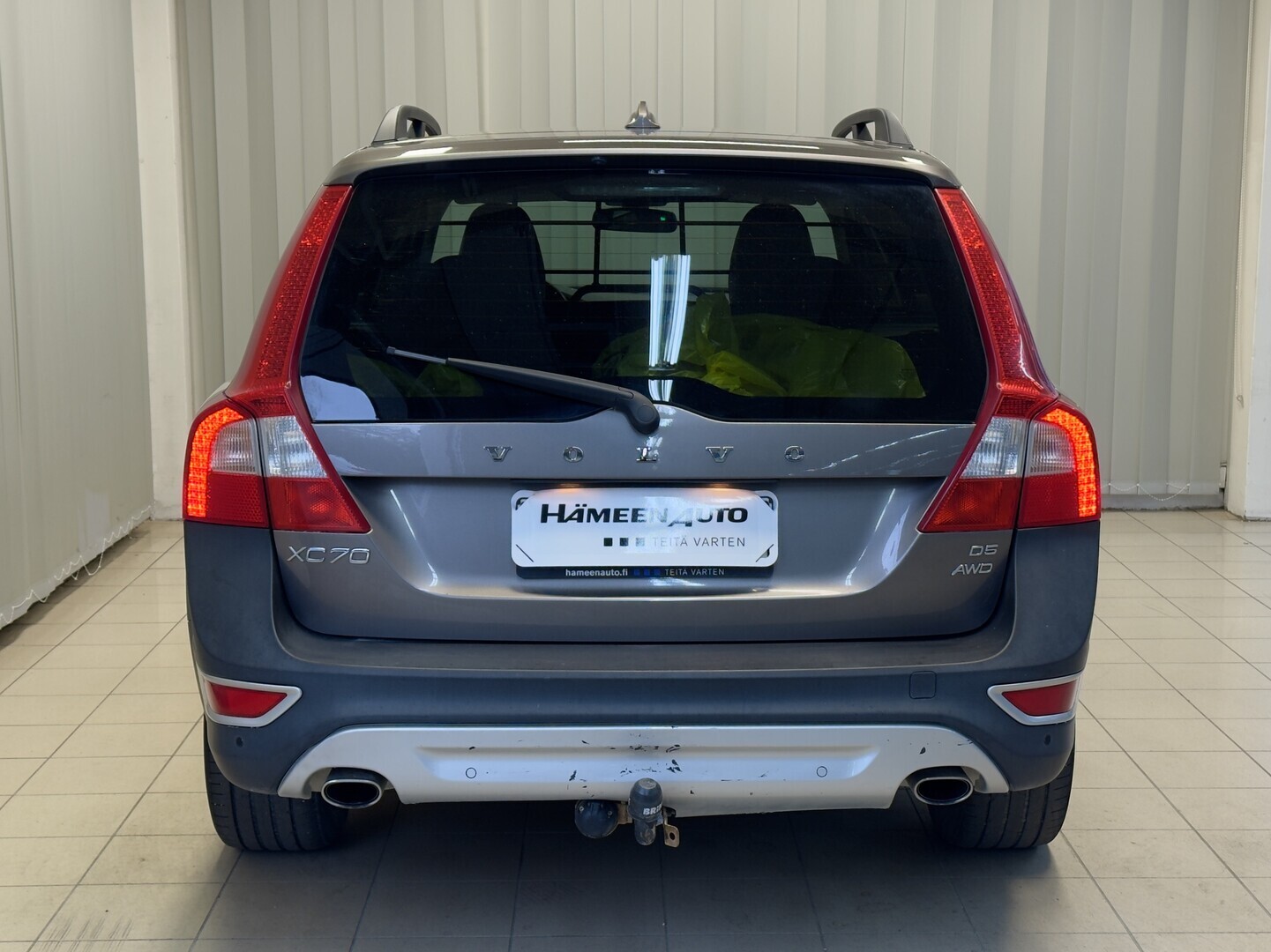 VOLVO XC70 4