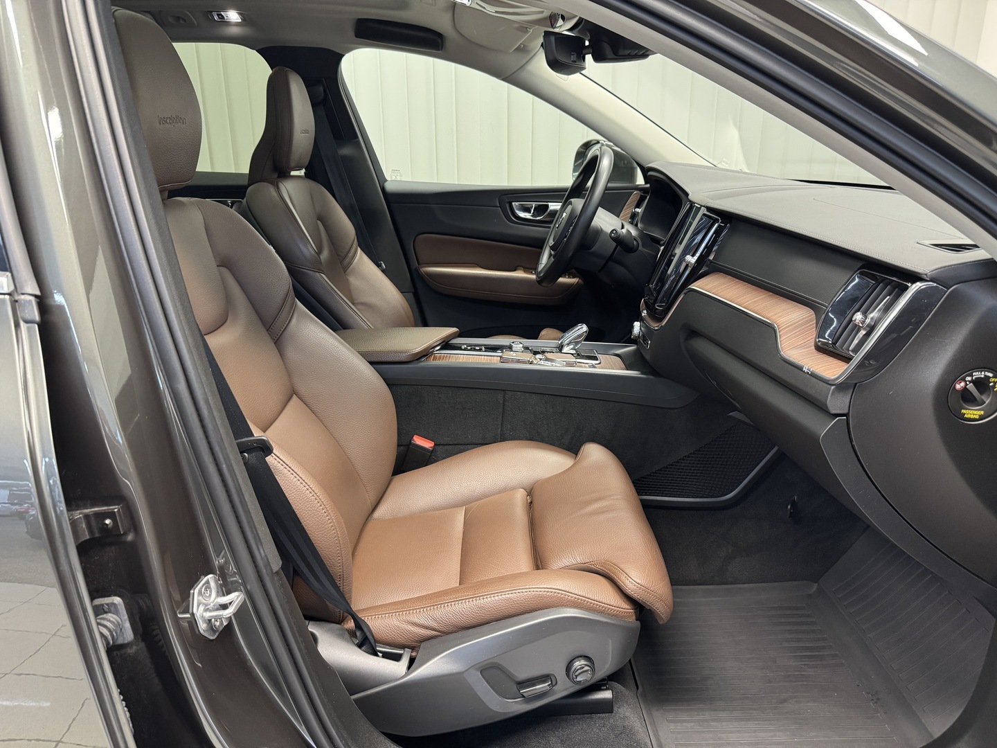 VOLVO XC60 10