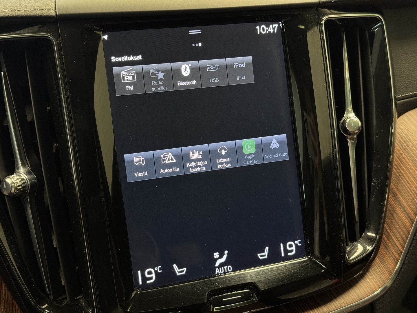 VOLVO XC60 17