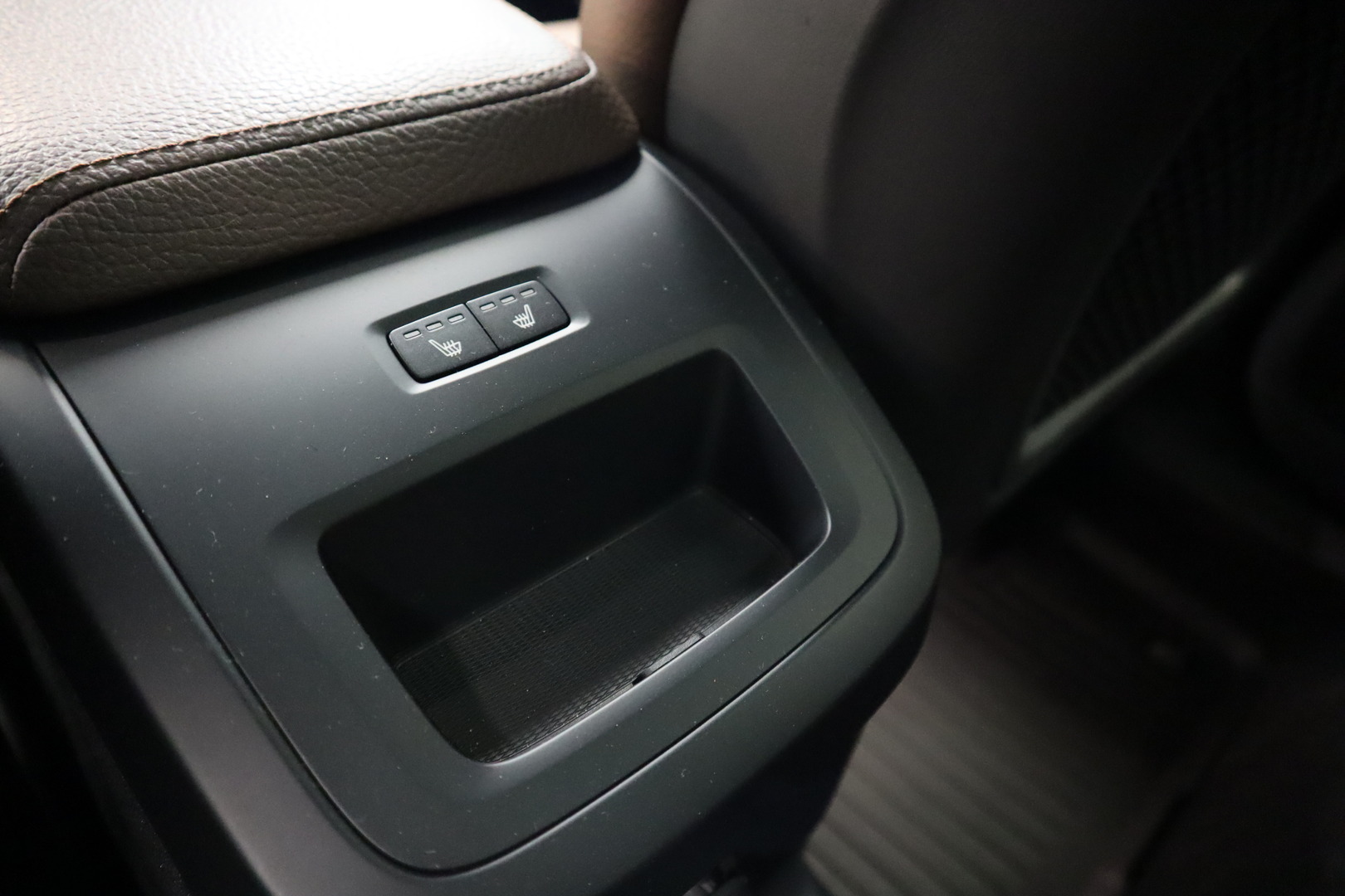 VOLVO XC60 19