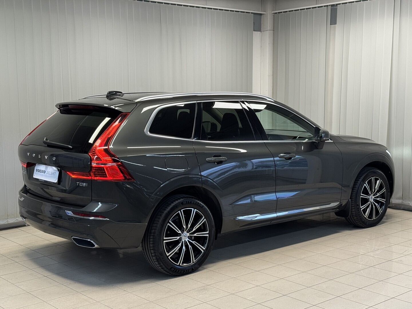 VOLVO XC60 5