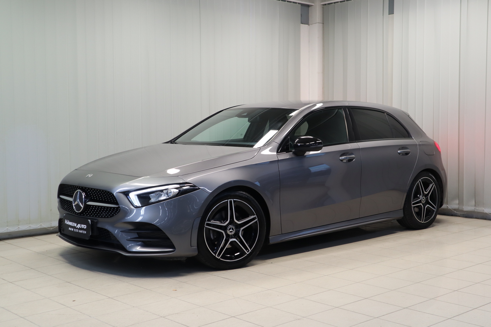 MERCEDES-BENZ A 2