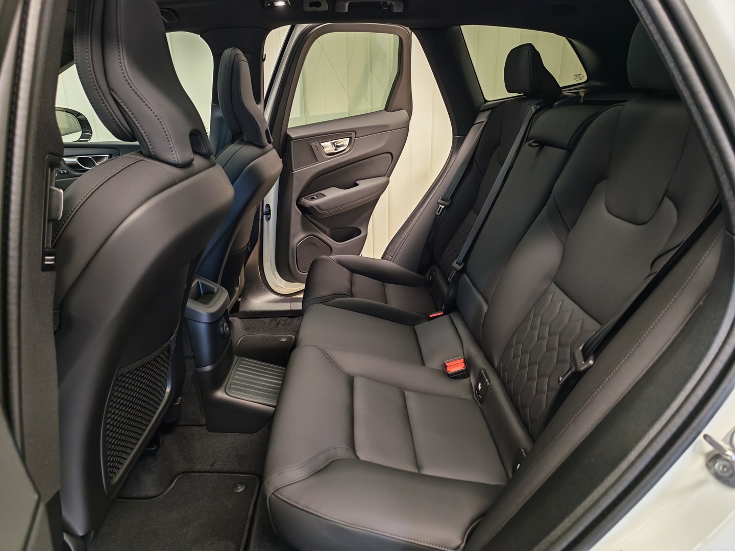VOLVO XC60 16