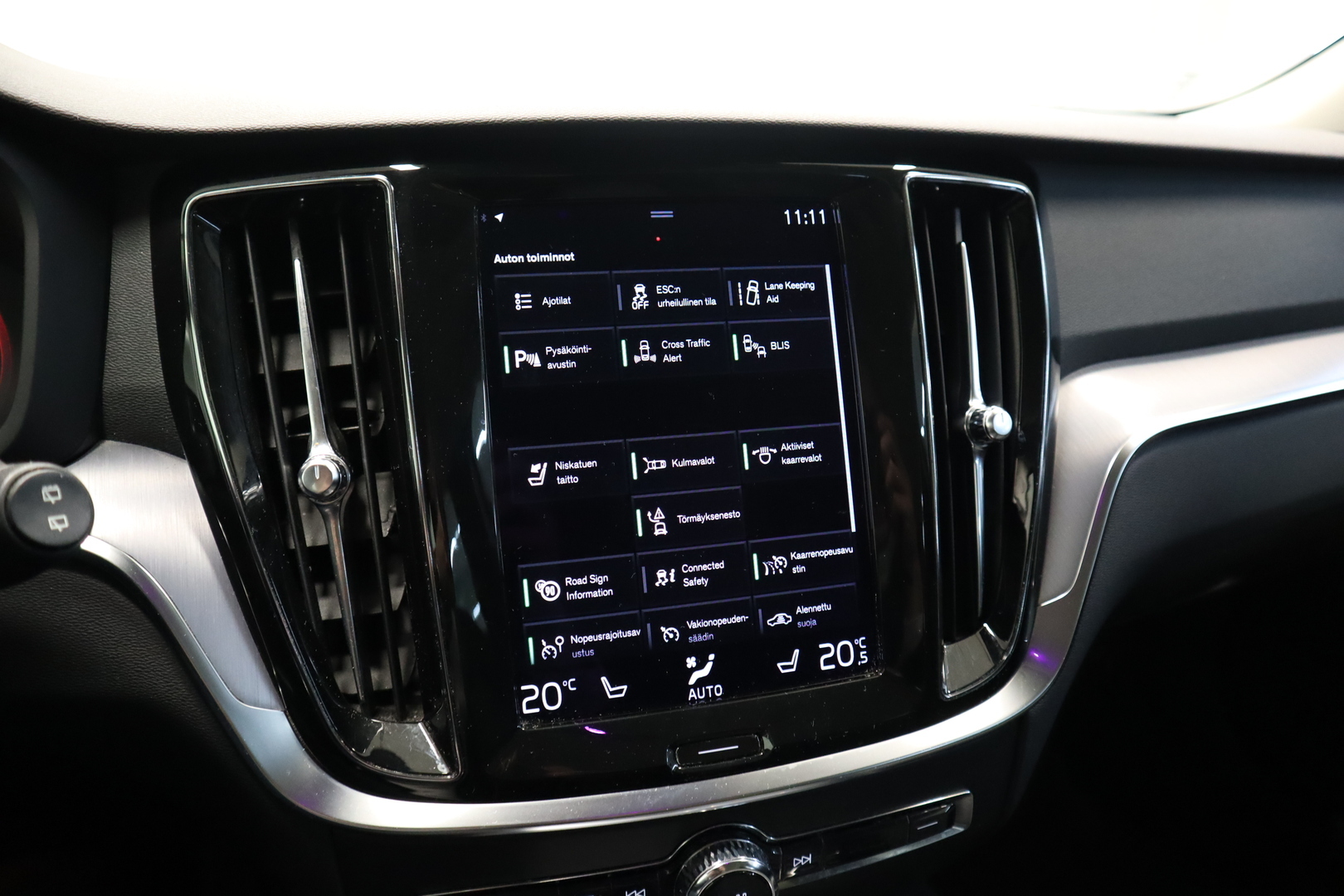 VOLVO V60 18