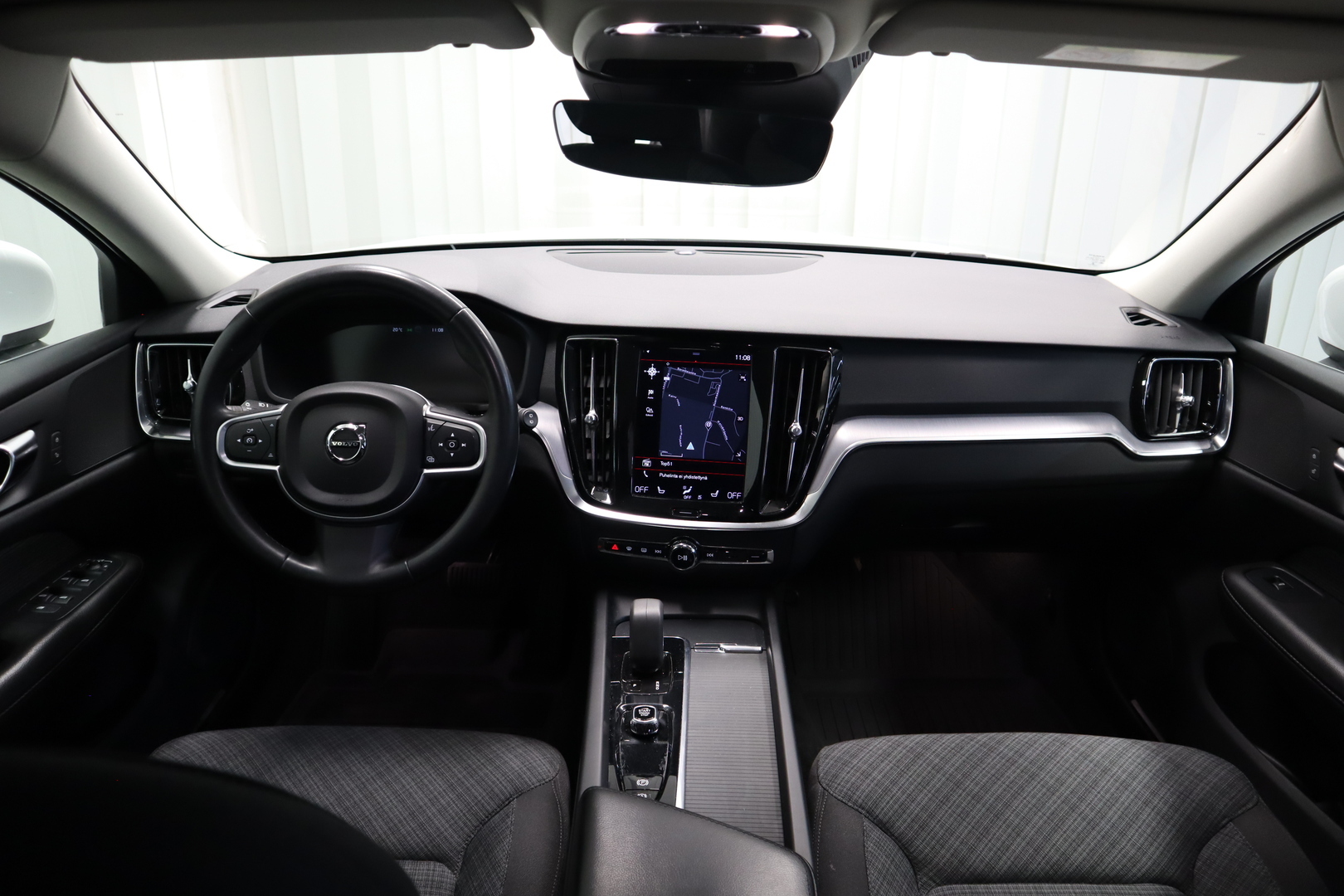 VOLVO V60 22