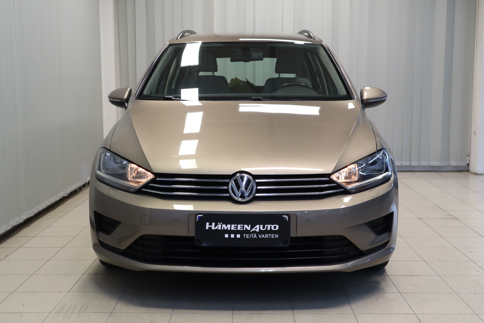 VOLKSWAGEN Golf Sportsvan 3