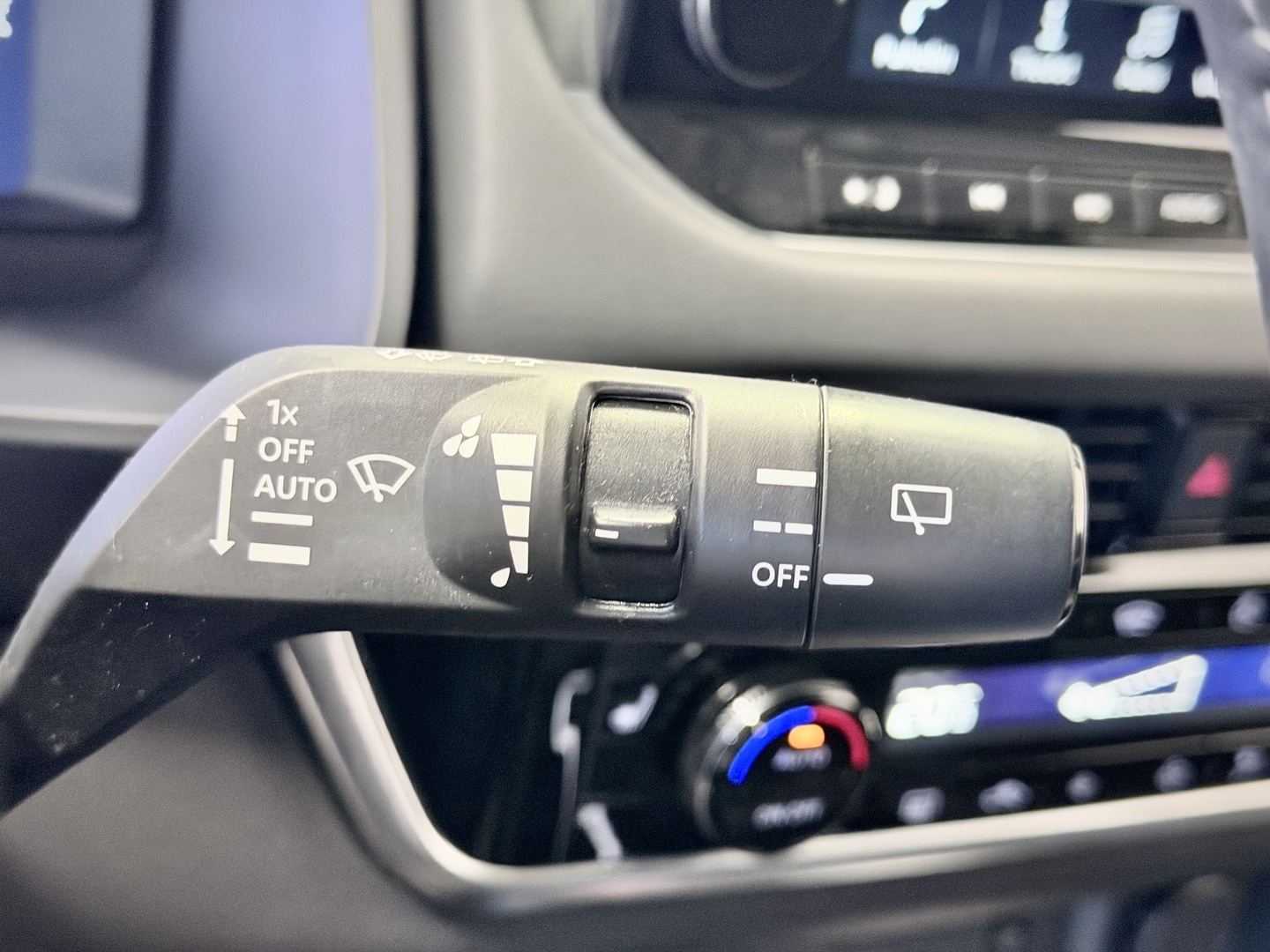 NISSAN Qashqai 25