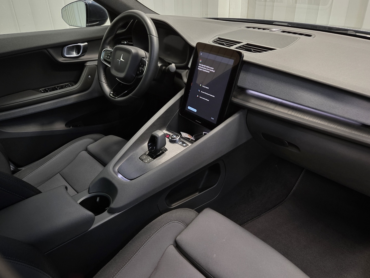 POLESTAR 2 11