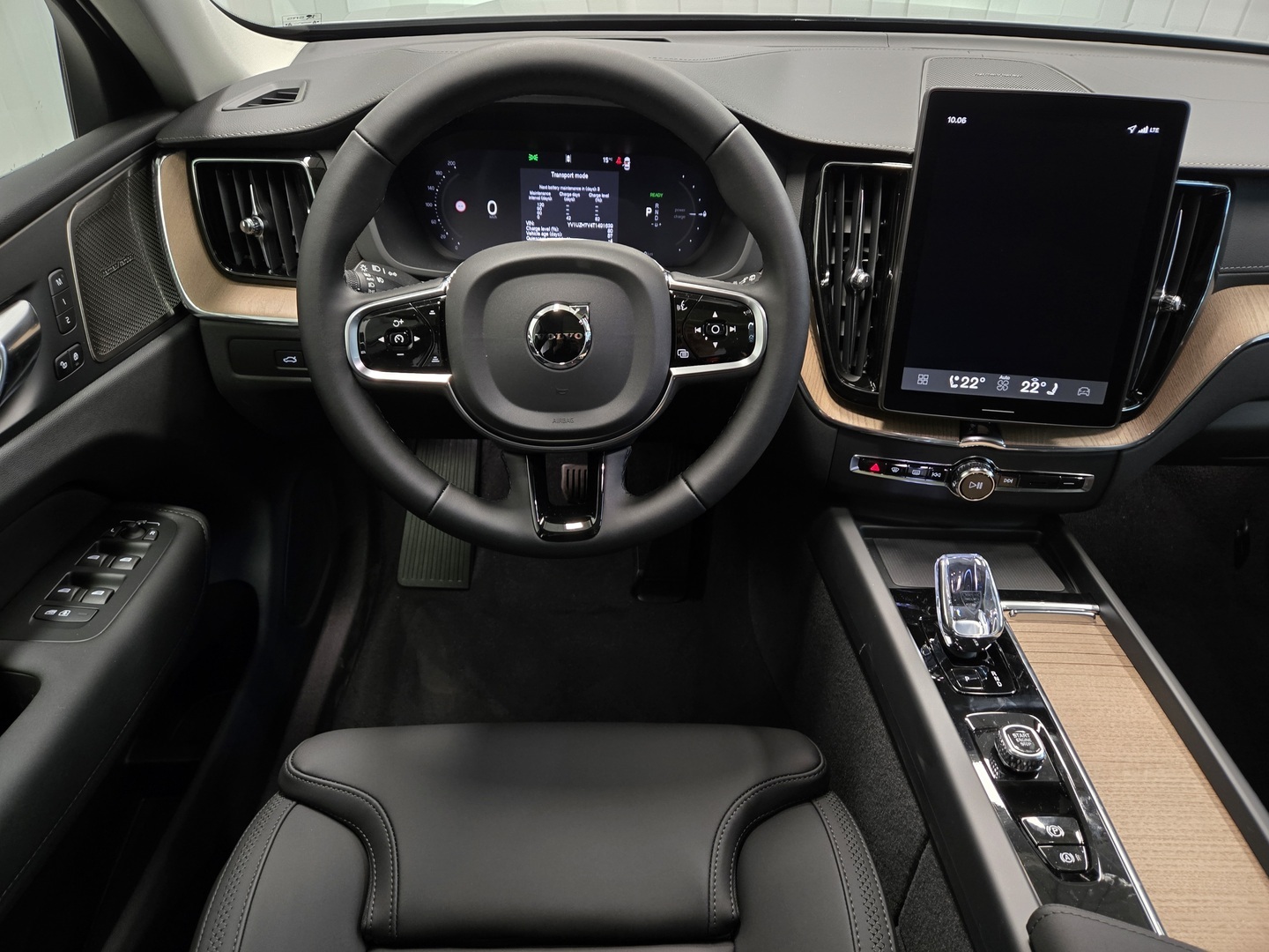 VOLVO XC60 11