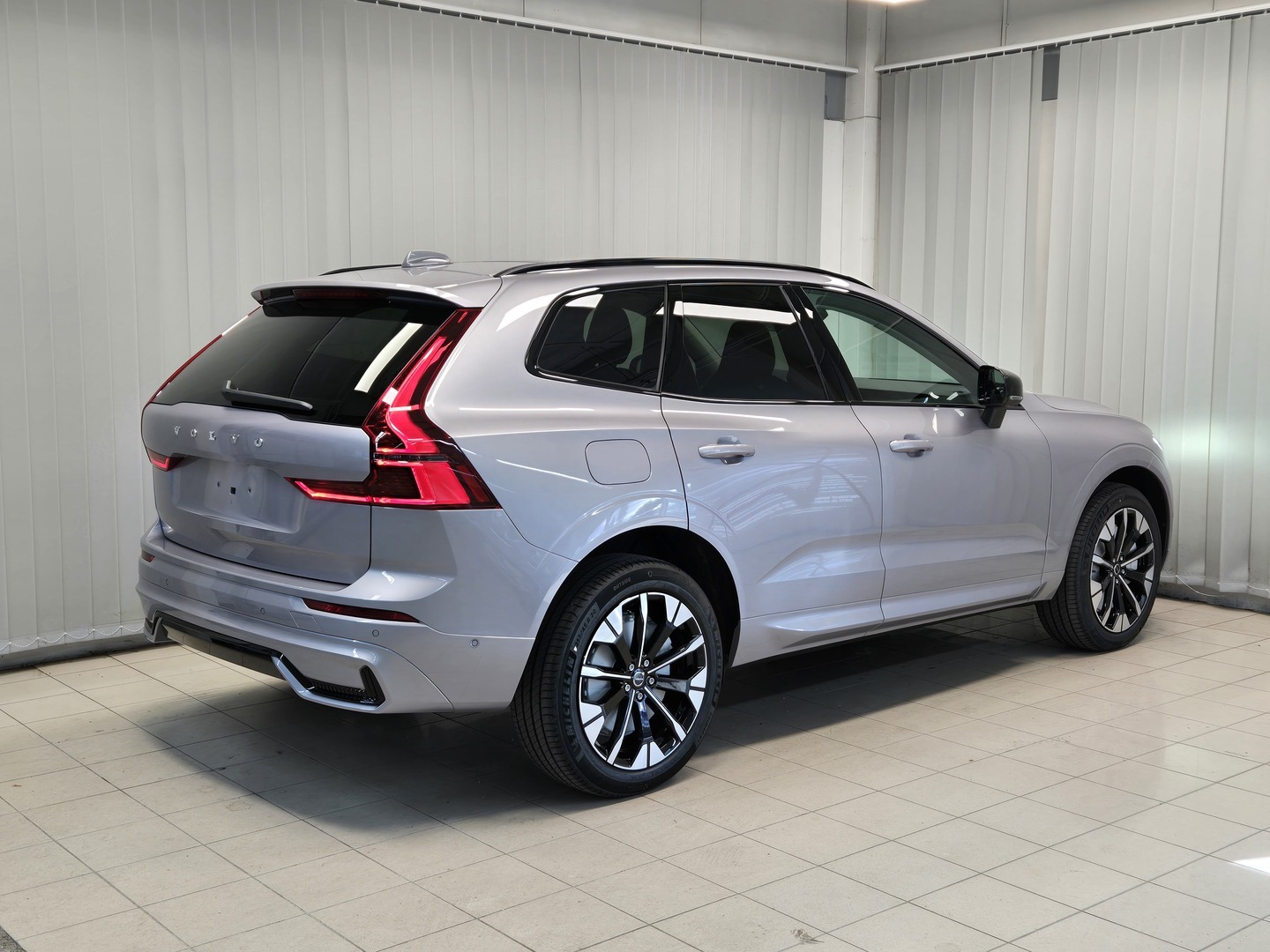 VOLVO XC60 6
