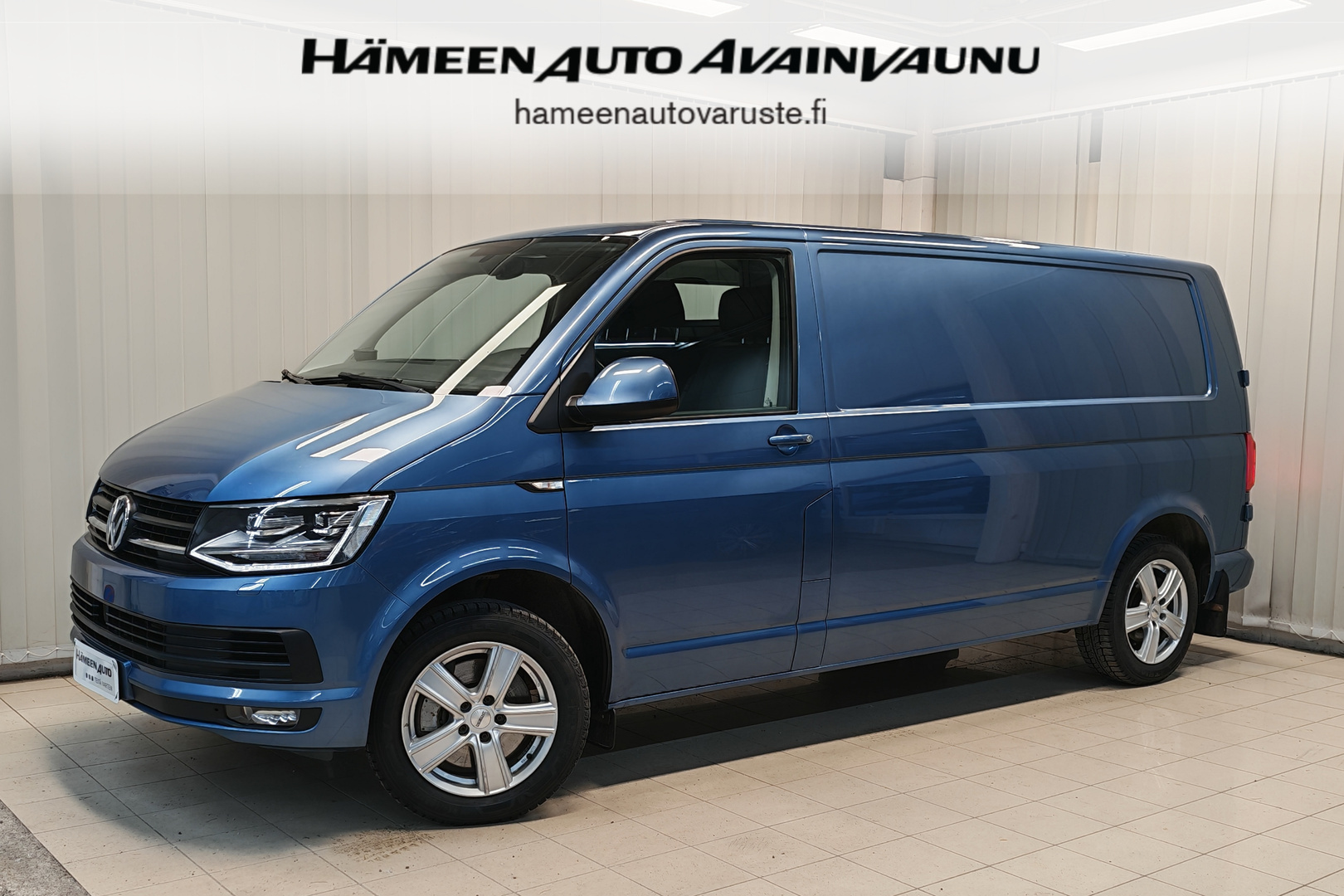 VOLKSWAGEN Transporter 1