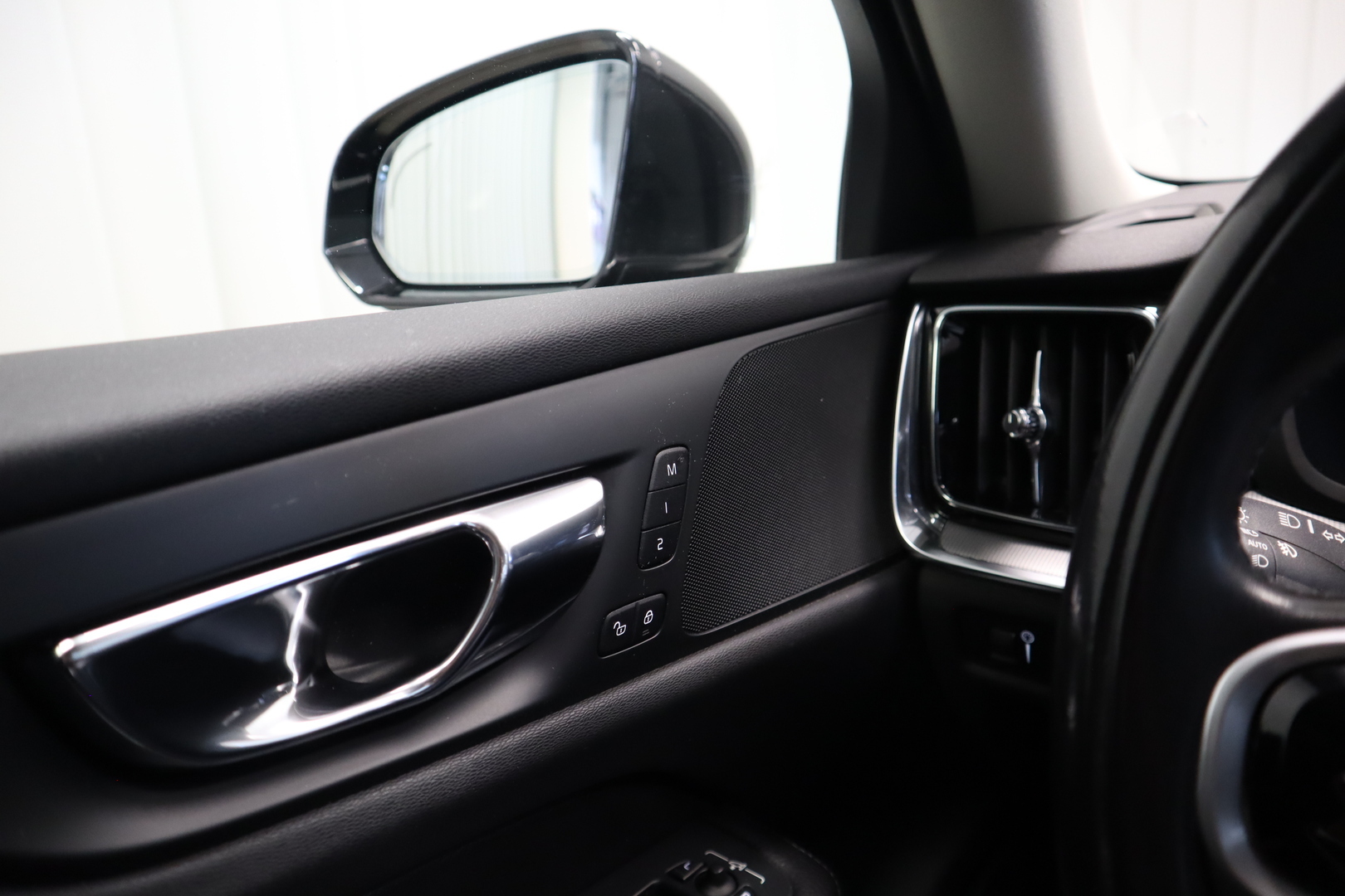 VOLVO V60 10