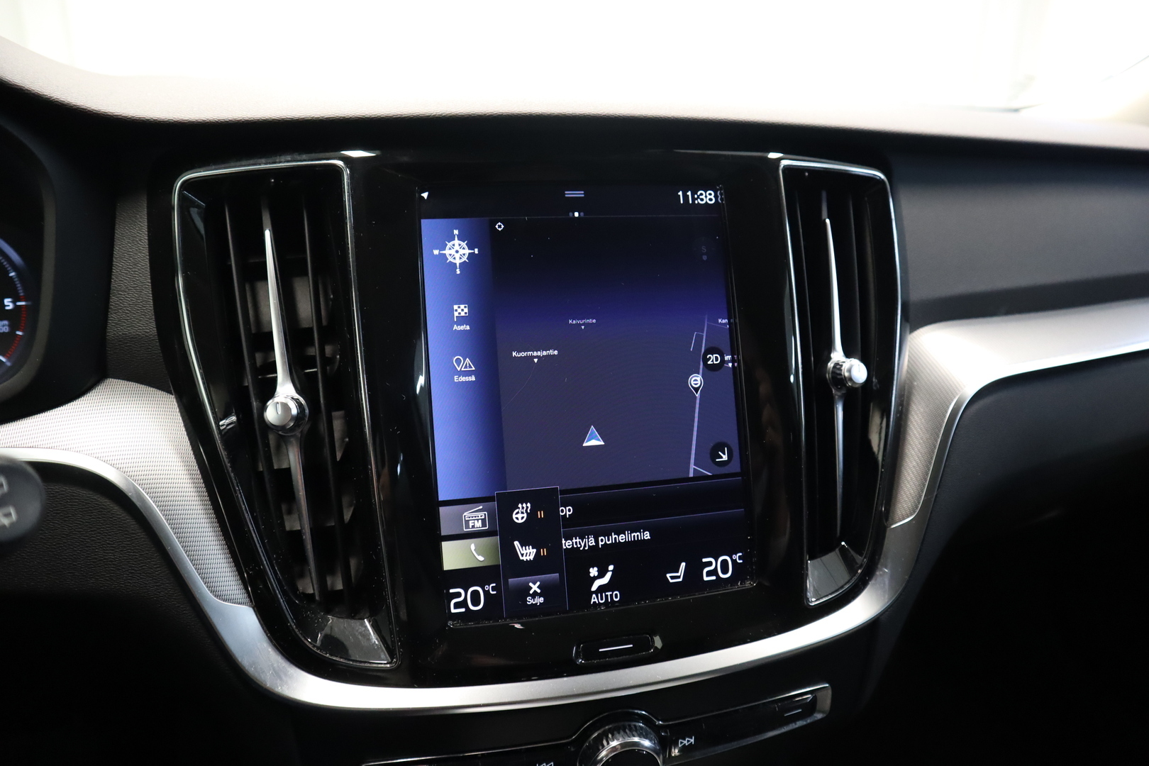 VOLVO V60 13