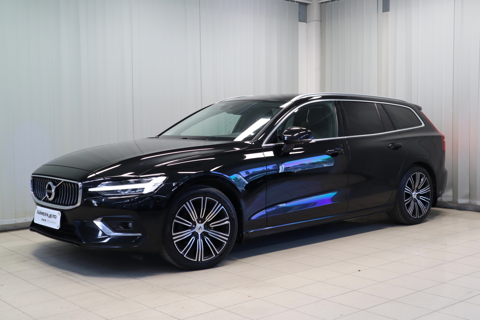 VOLVO V60 2