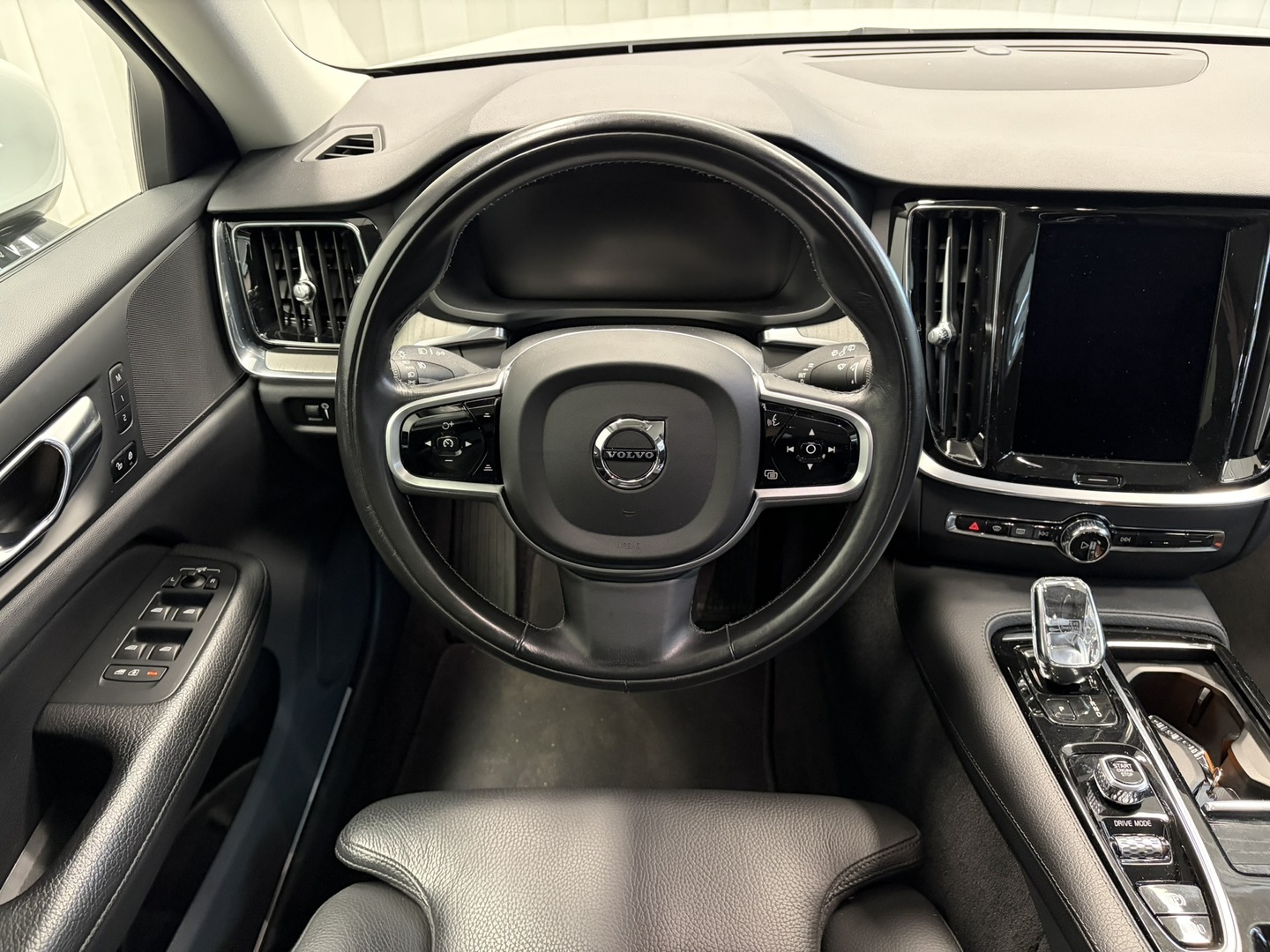 VOLVO V60 10