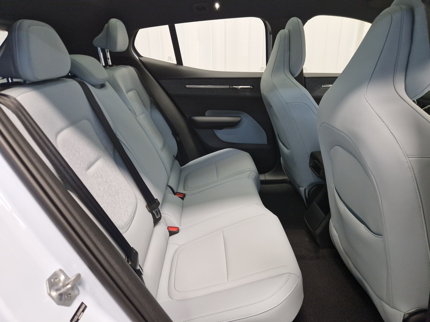 VOLVO EX30 19