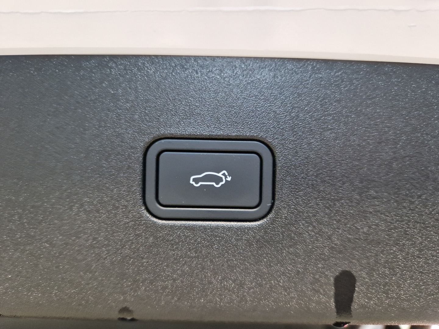 VOLVO EX30 22