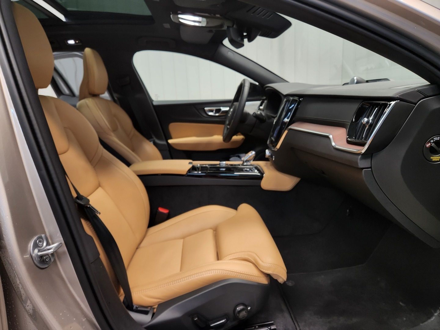 VOLVO V60 11
