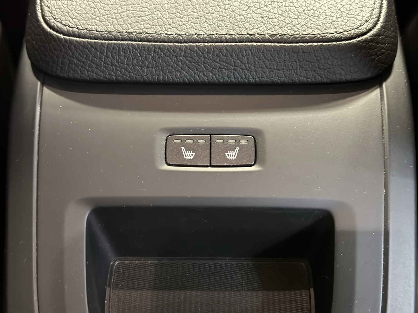 VOLVO V90 17