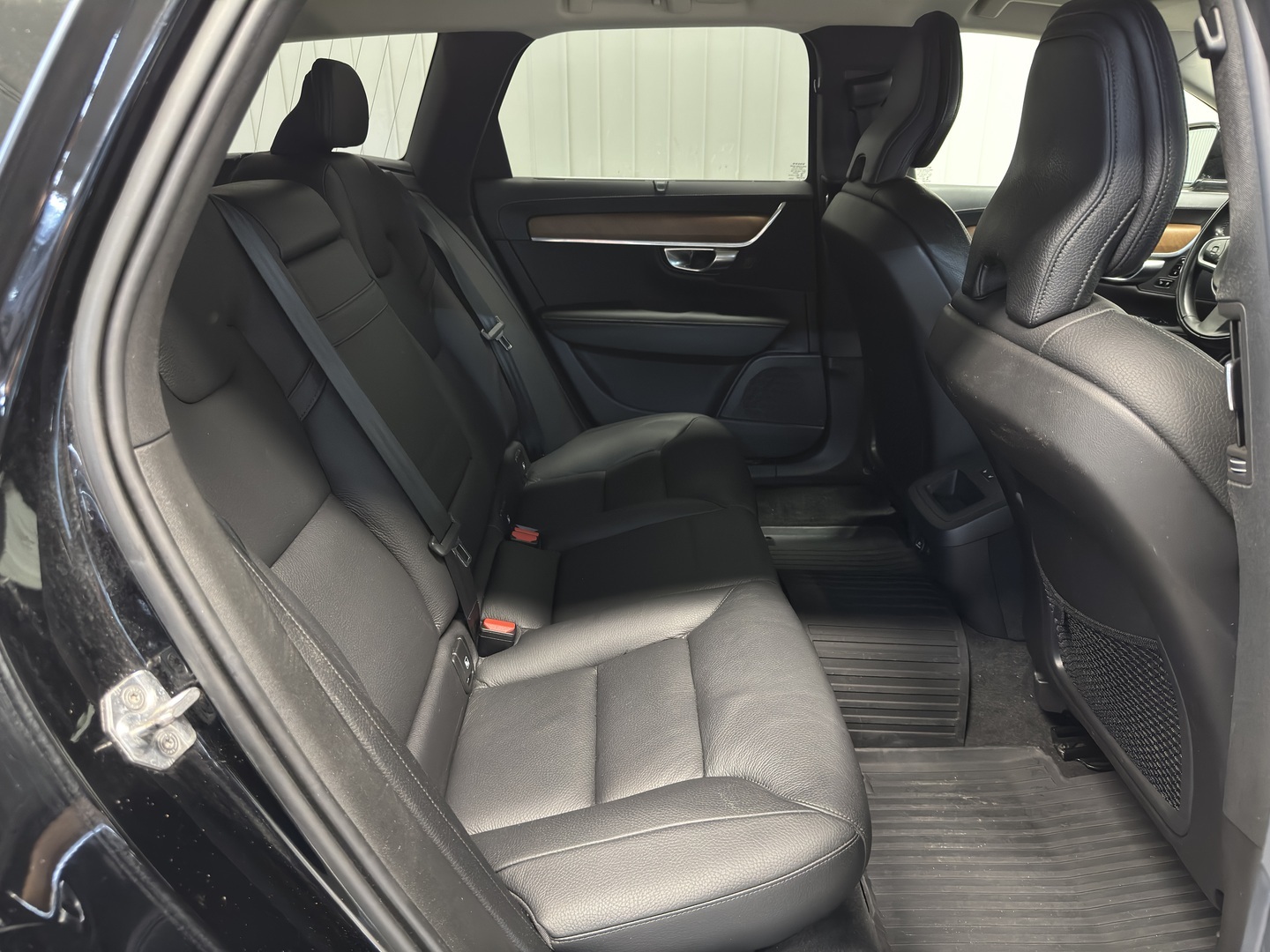 VOLVO V90 7