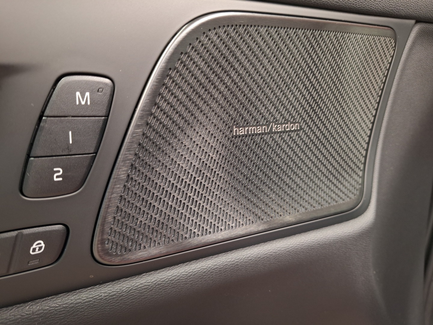VOLVO V60 12