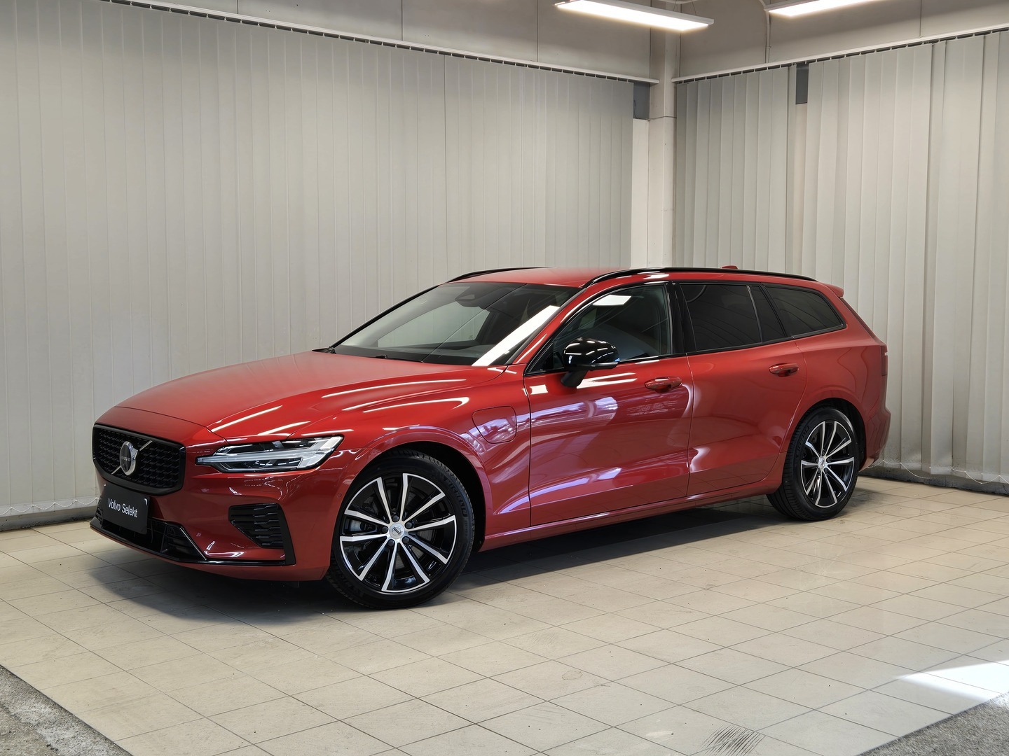 VOLVO V60 2