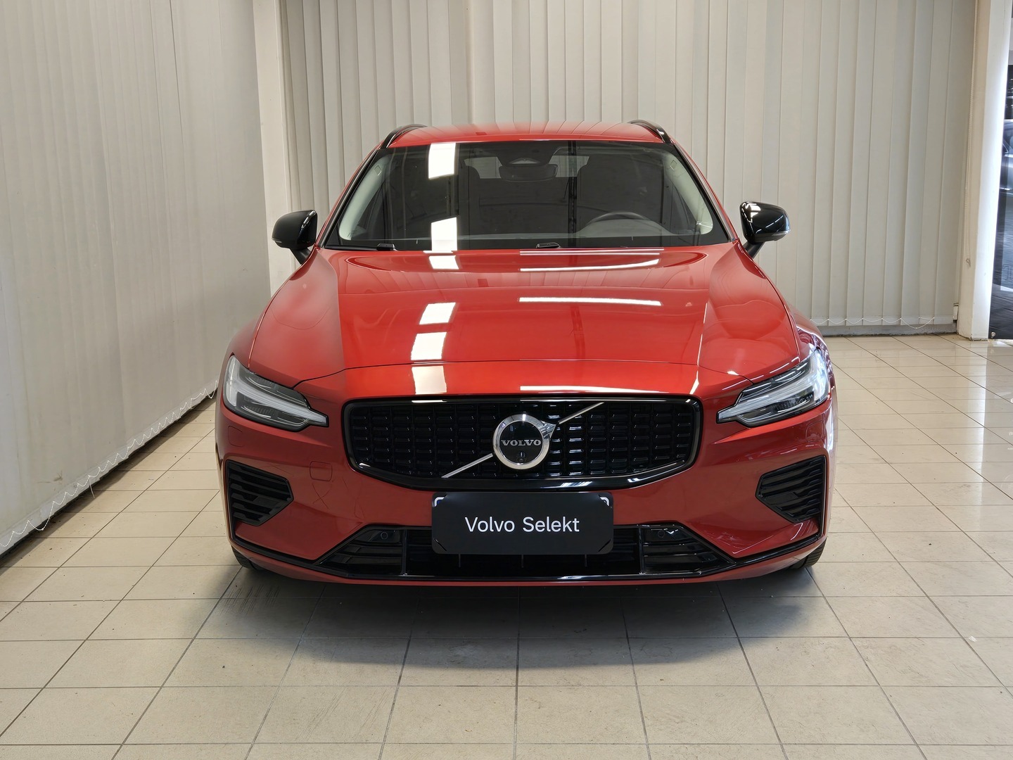 VOLVO V60 3