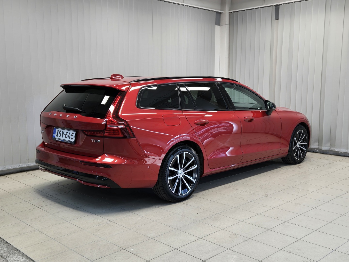 VOLVO V60 6