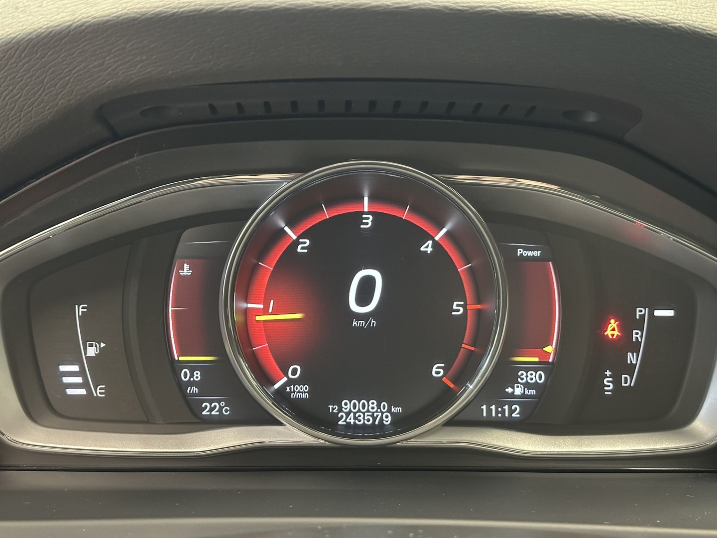 VOLVO V60 11