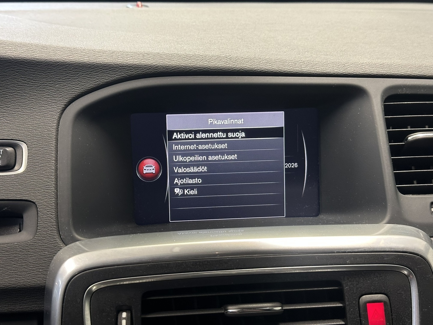 VOLVO V60 14