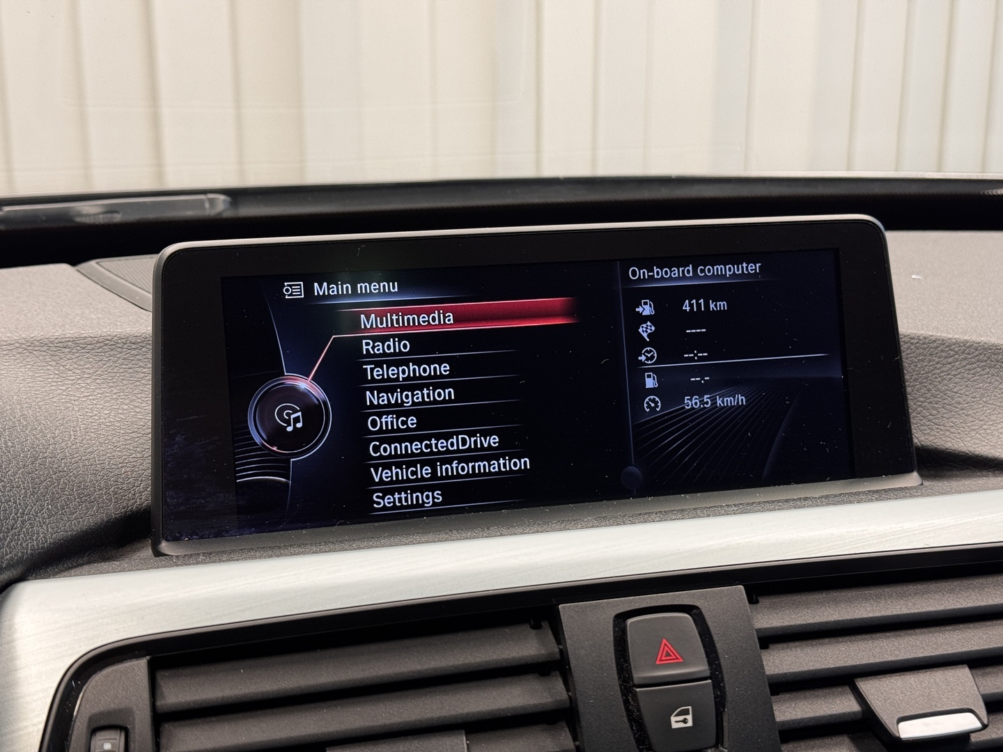 BMW 330 Gran Turismo 16