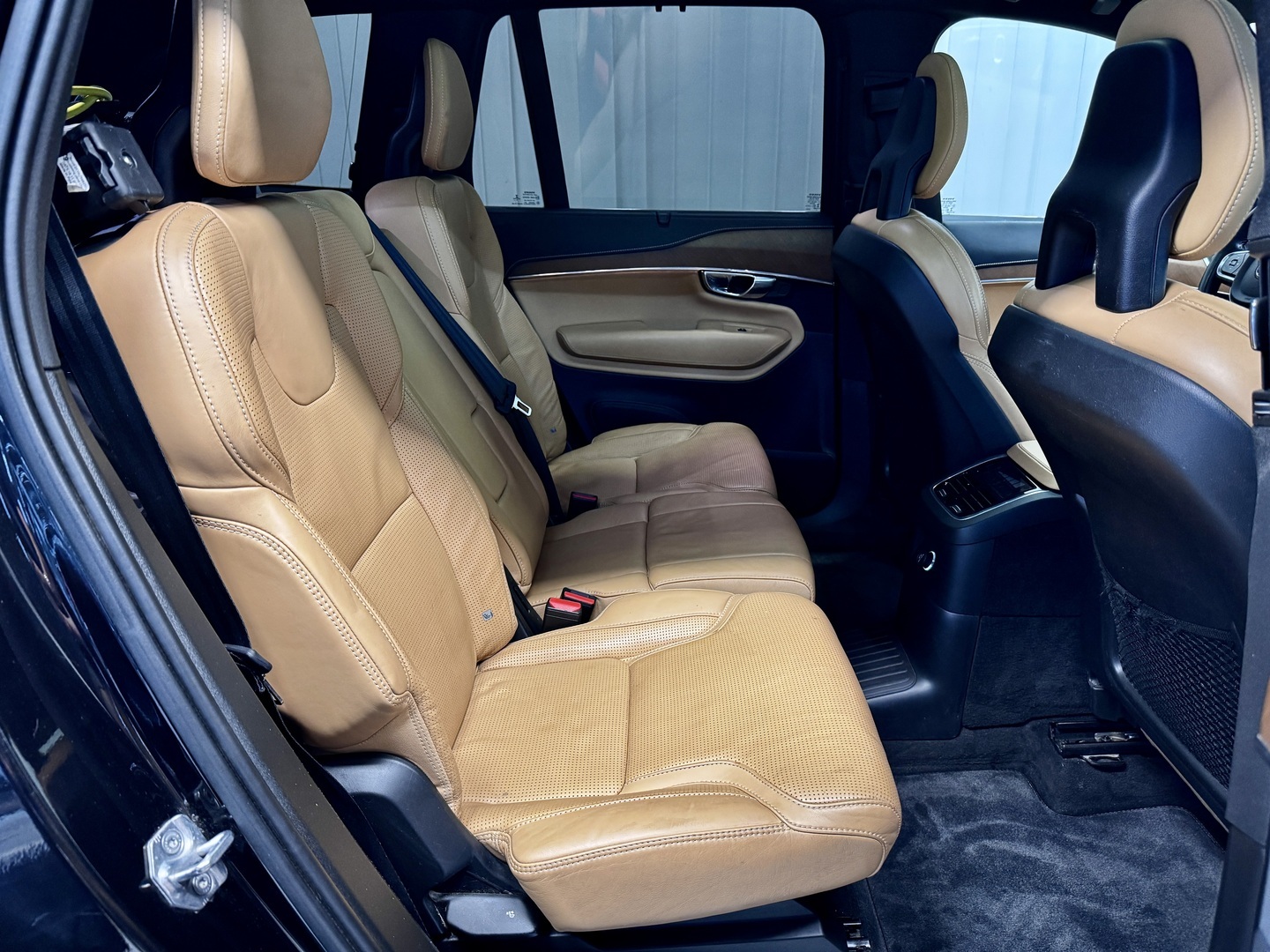 VOLVO XC90 10