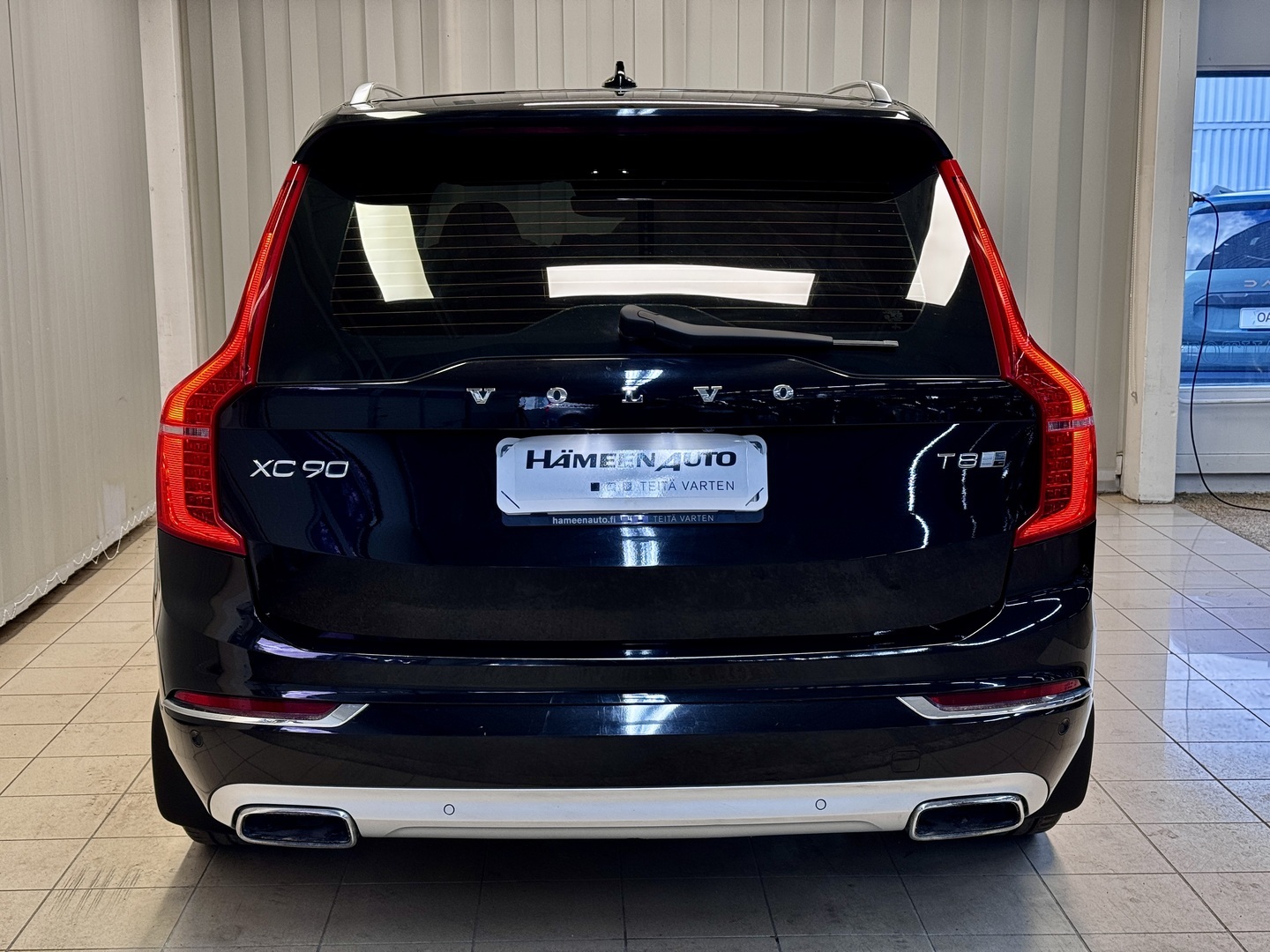 VOLVO XC90 4