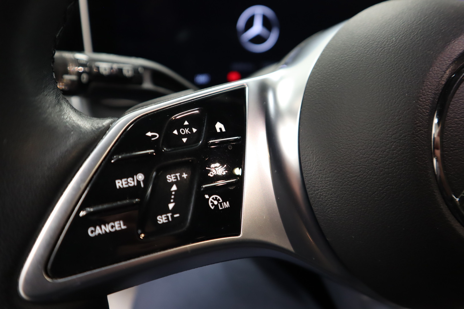 MERCEDES-BENZ GLC 19