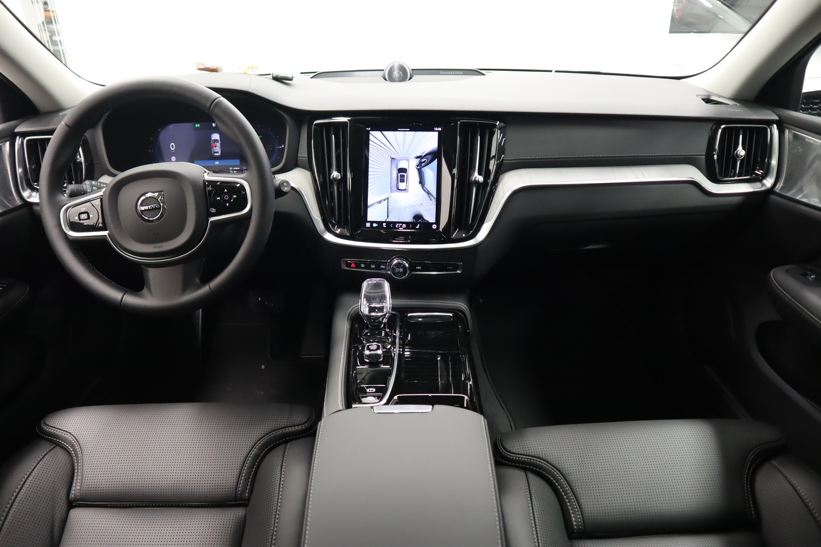 VOLVO V60 5