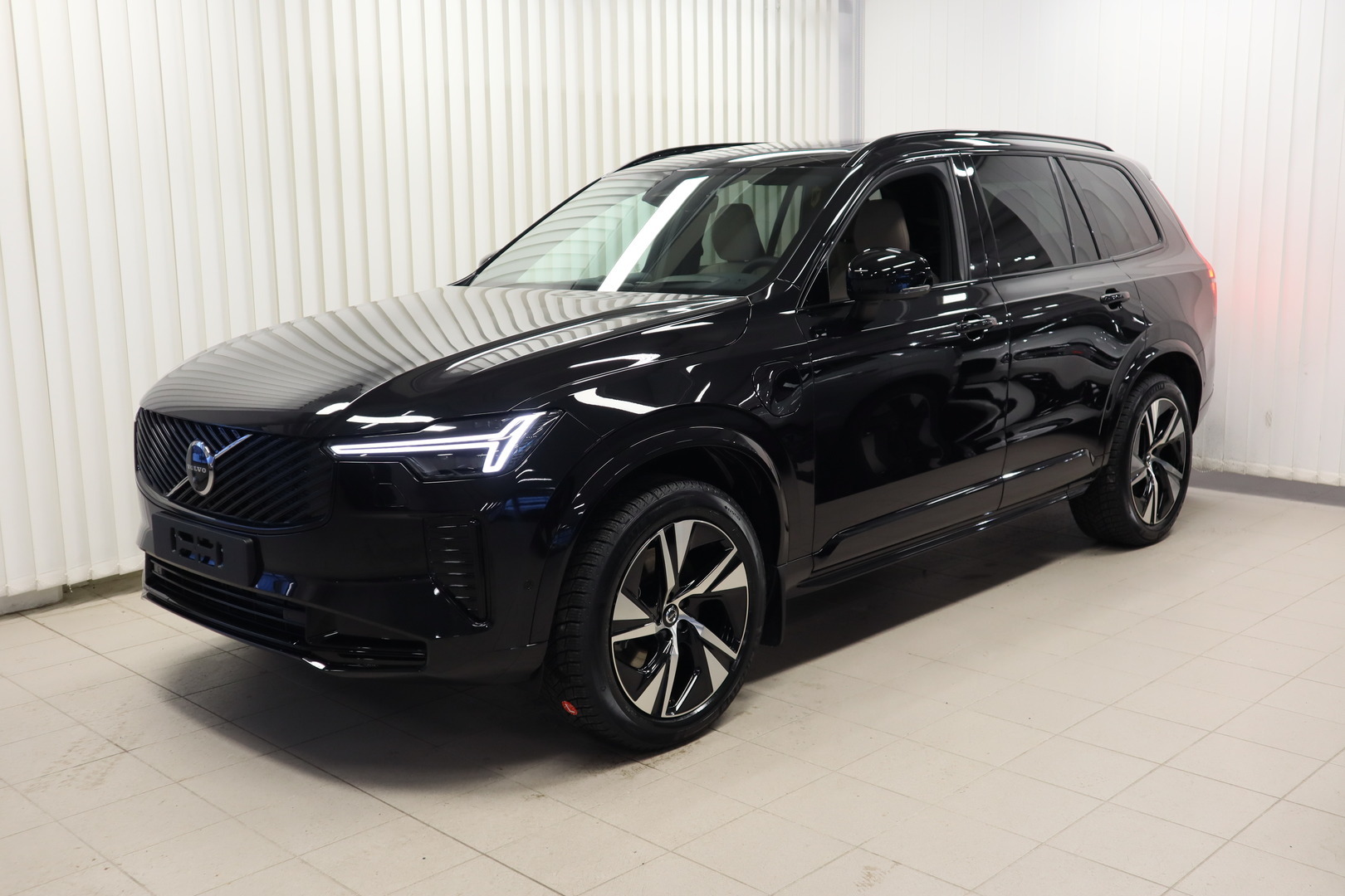 VOLVO XC90 1