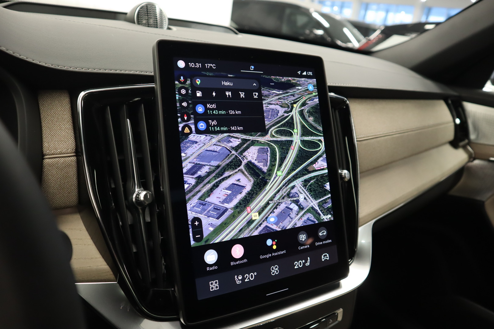 VOLVO XC90 12
